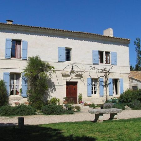 Le Mas Blanc Saint-Gilles  Buitenkant foto